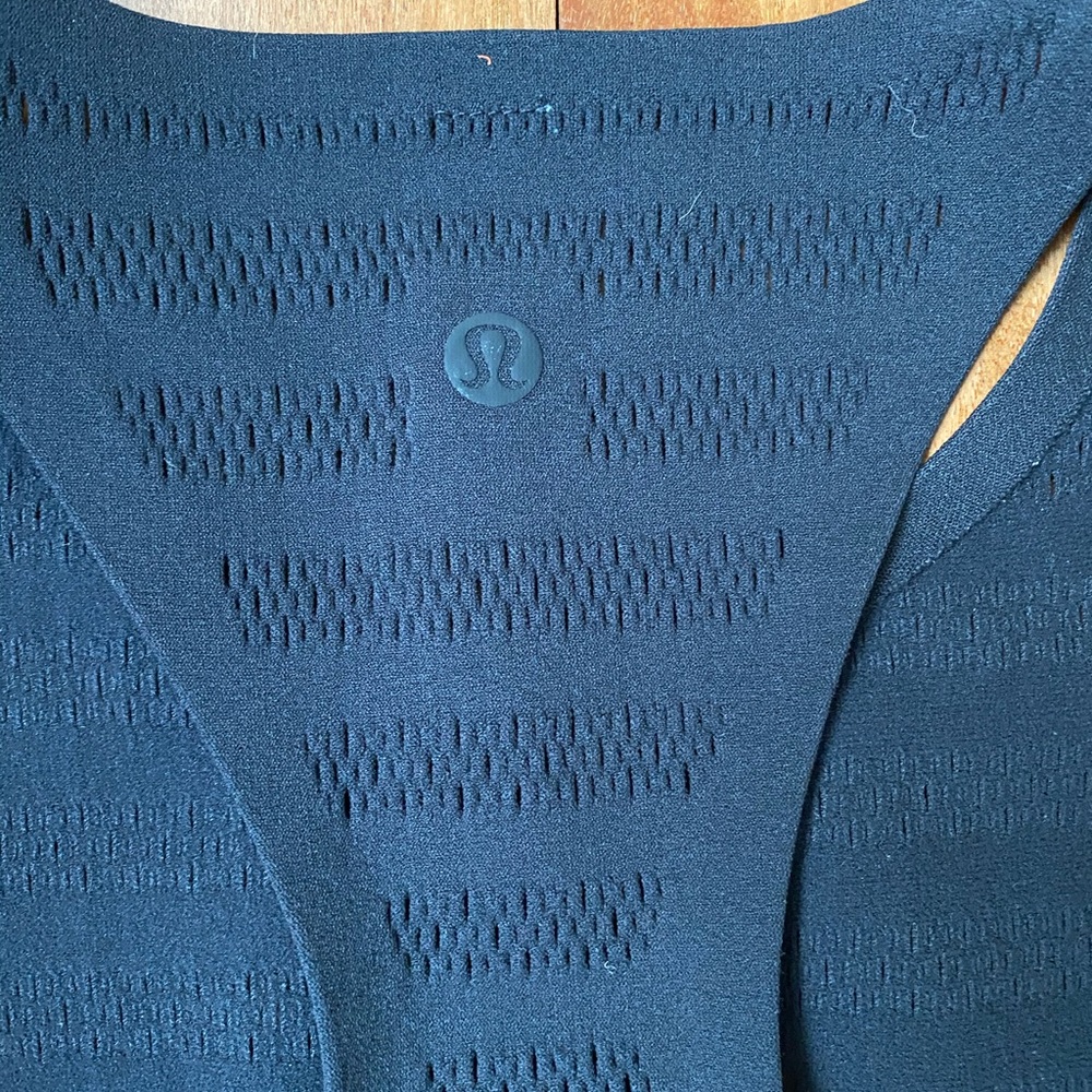 Lululemon Black tank